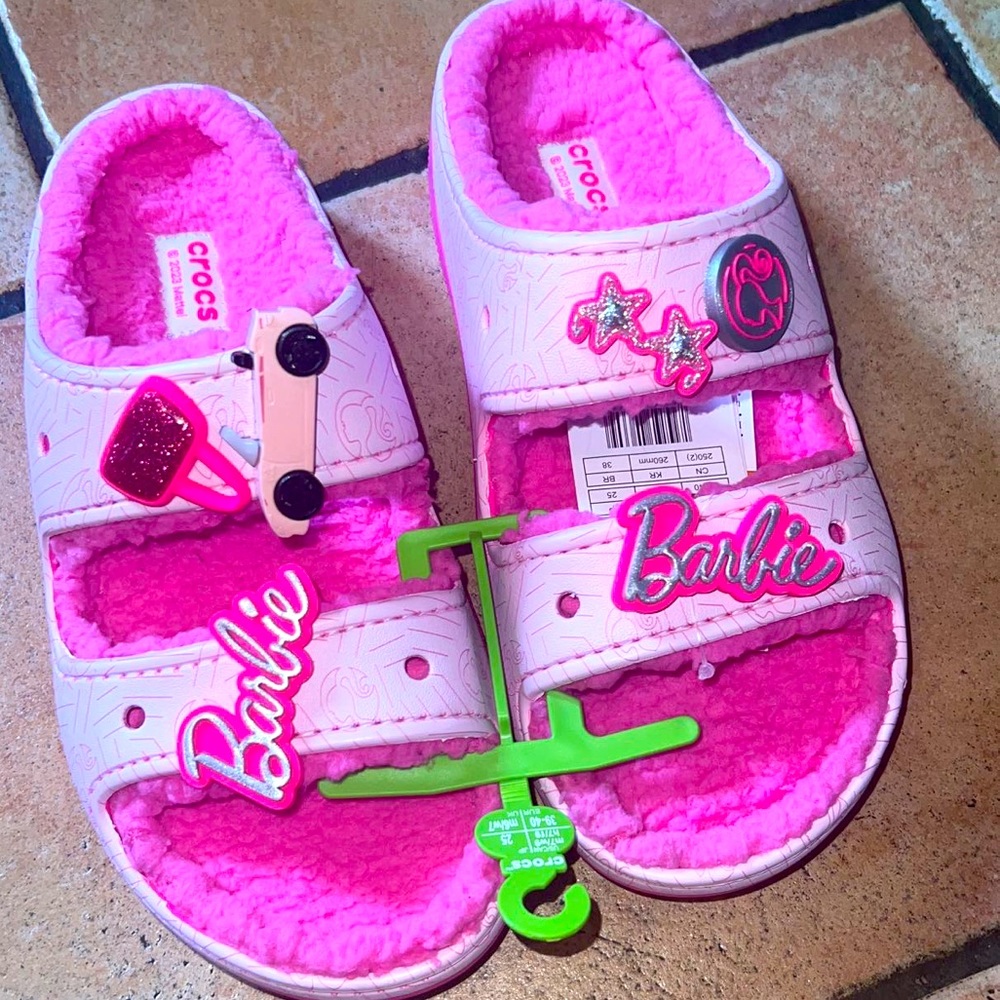 NWT Pink BARBIE CROCS  COZZZY Sandal SIZE 9